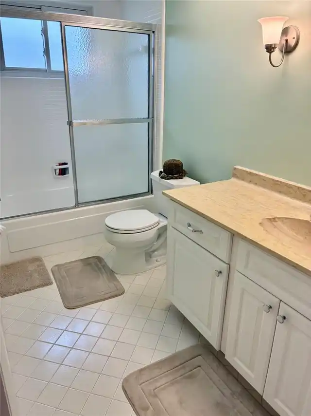Listing Photo 18