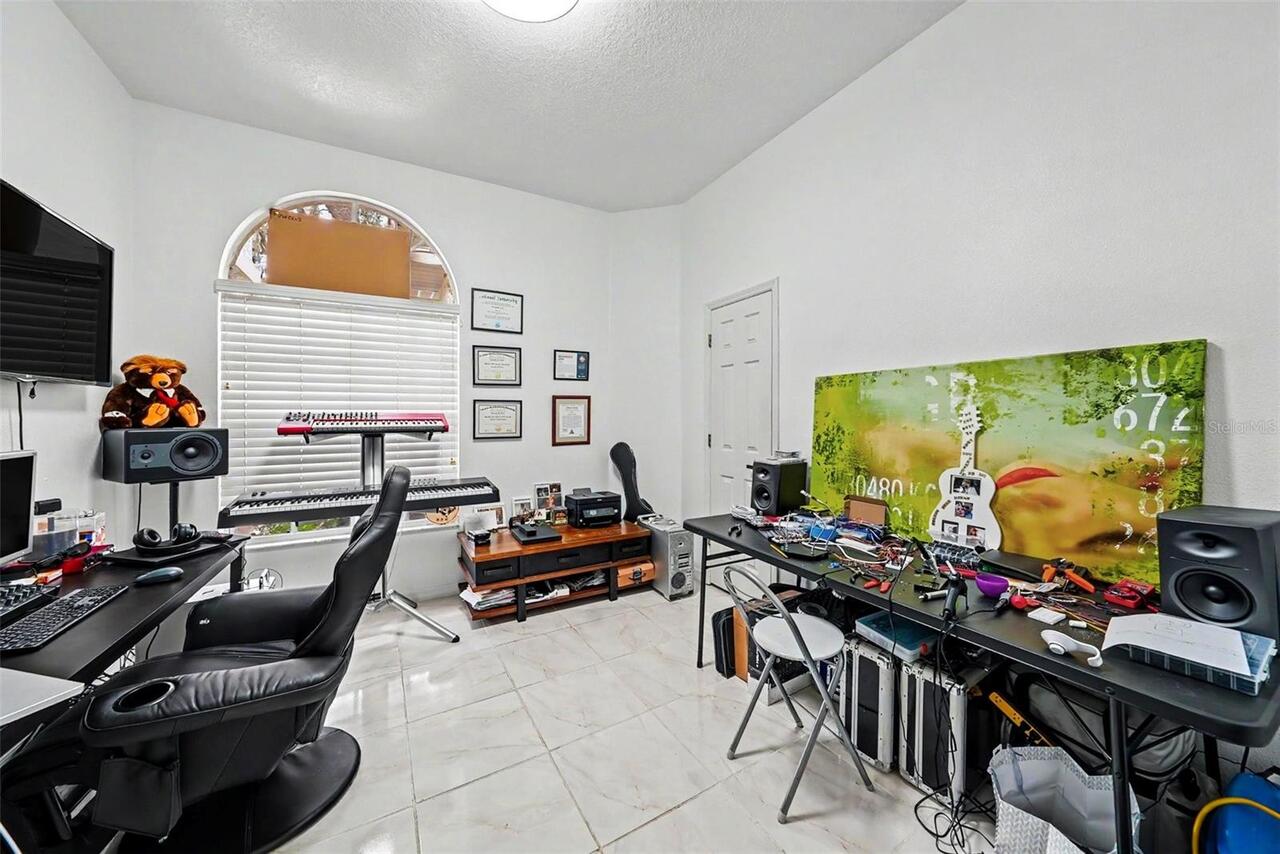 Listing Photo 13