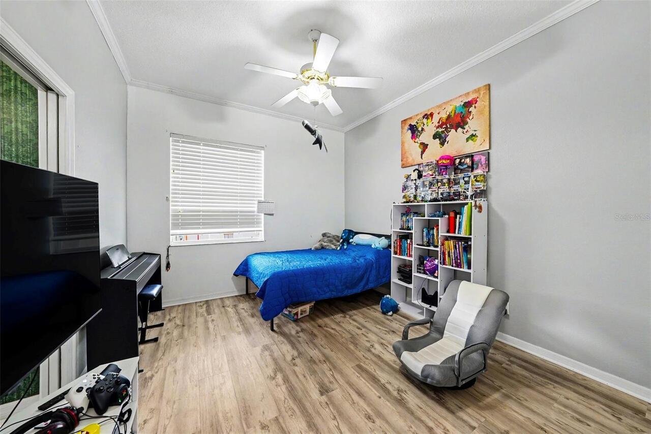 Listing Photo 16