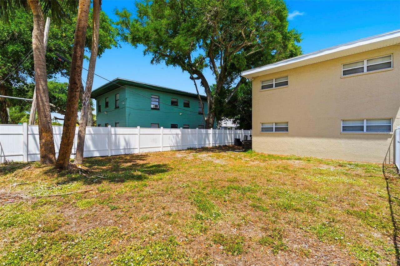 Listing Photo 25