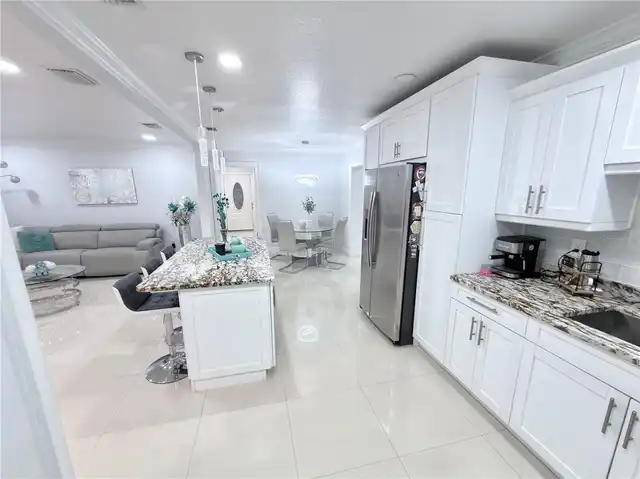 Listing Photo 22