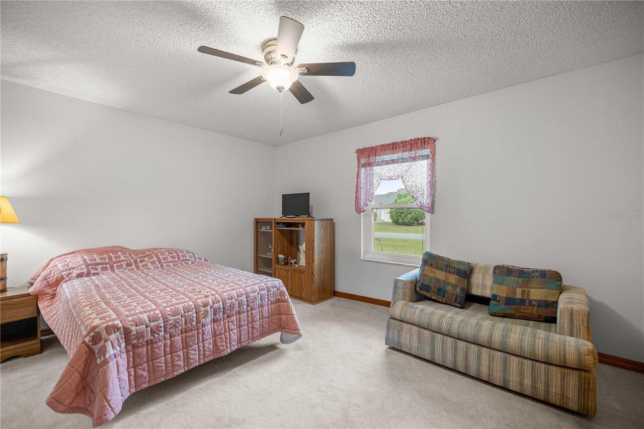 Listing Photo 20