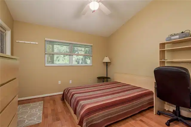 Listing Photo 22