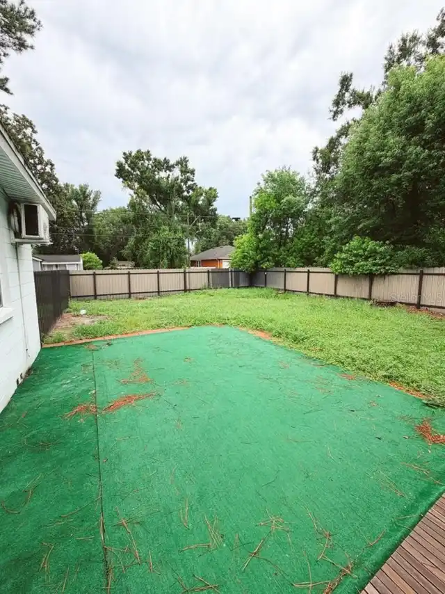 Listing Photo 11