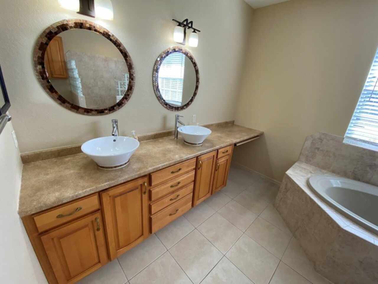 Listing Photo 13