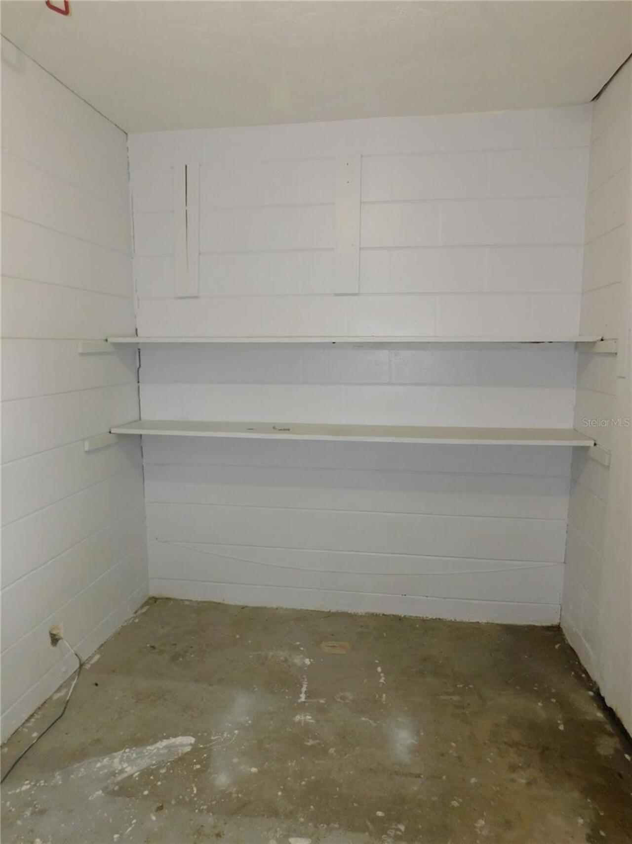 Listing Photo 12