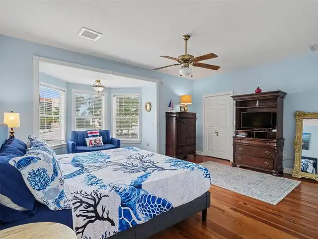 Listing Photo 18