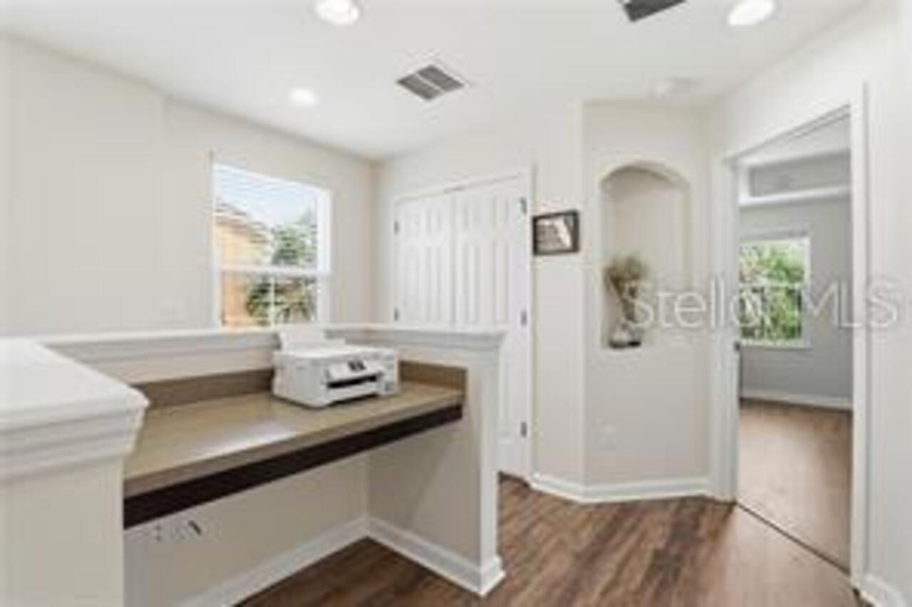 Listing Photo 14