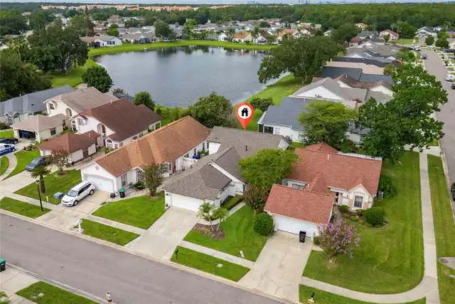 Listing Photo 12