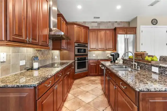 Listing Photo 19