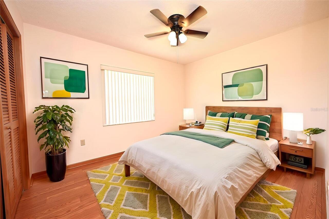 Listing Photo 11
