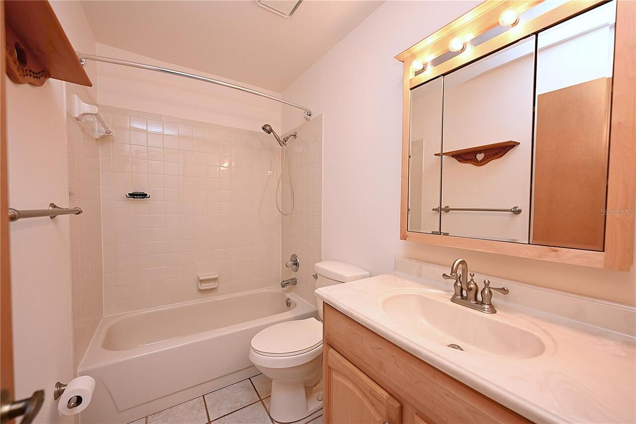 Listing Photo 14