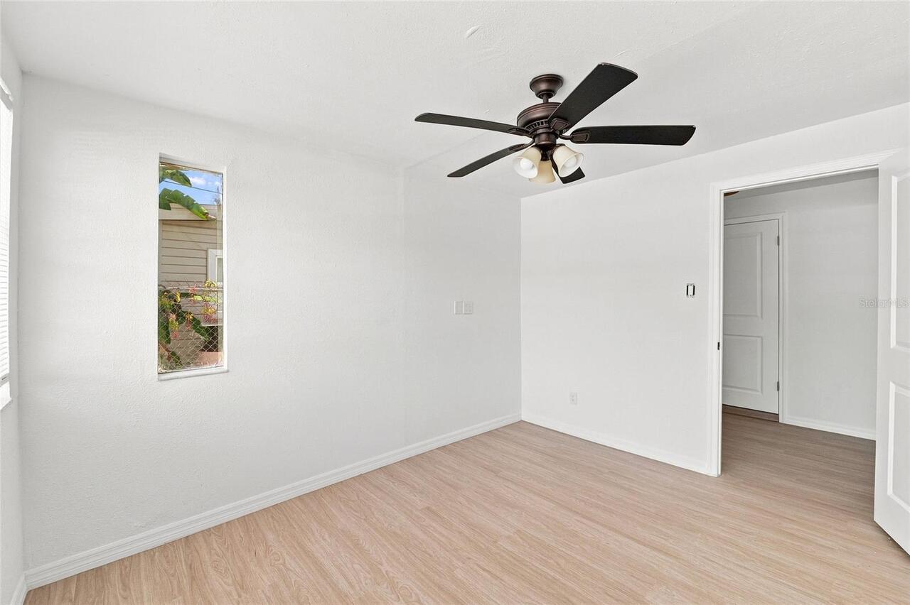 Listing Photo 13
