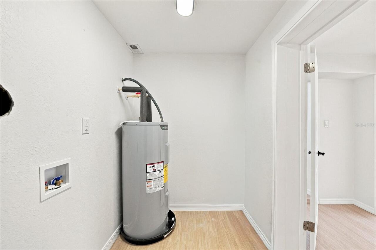 Listing Photo 14