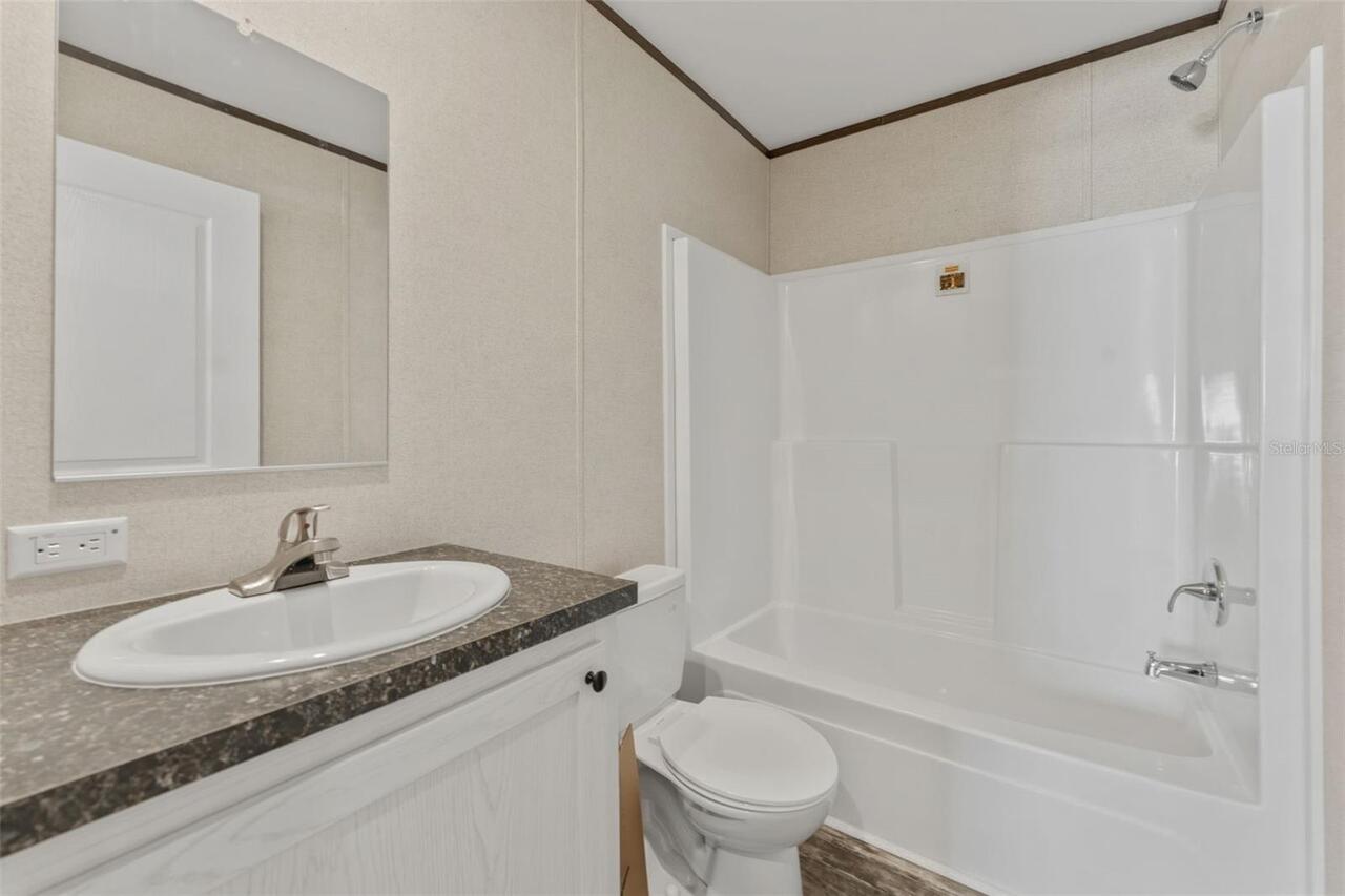 Listing Photo 28