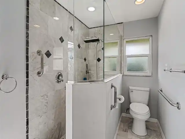 Listing Photo 21