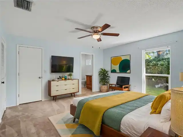 Listing Photo 25