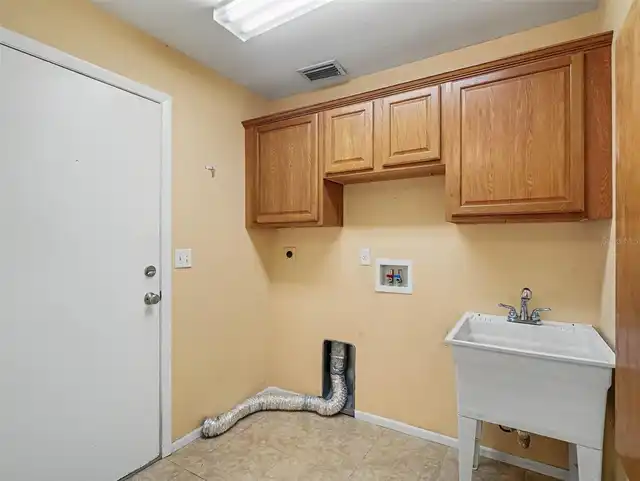 Listing Photo 33