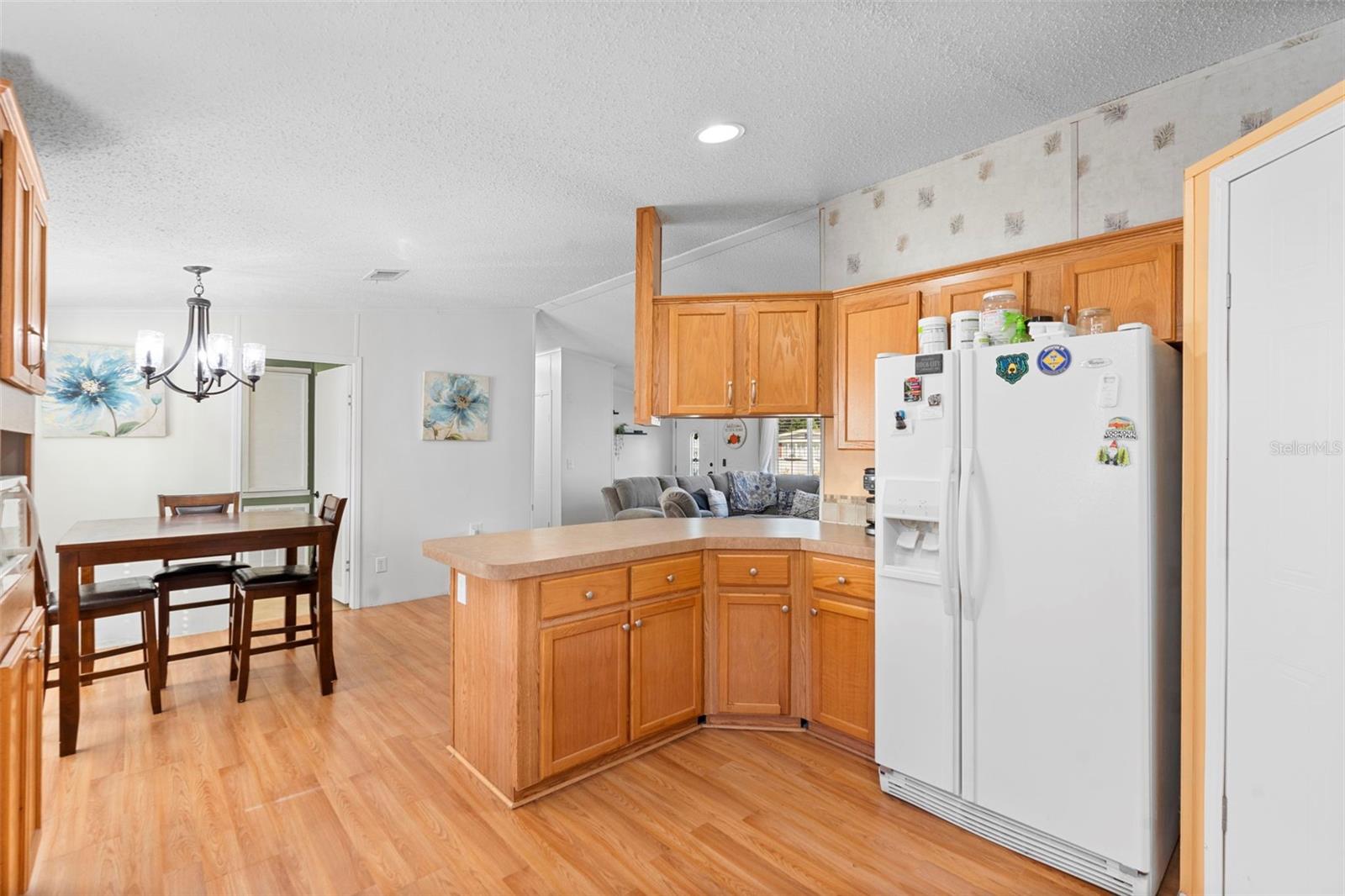 Listing Photo 11