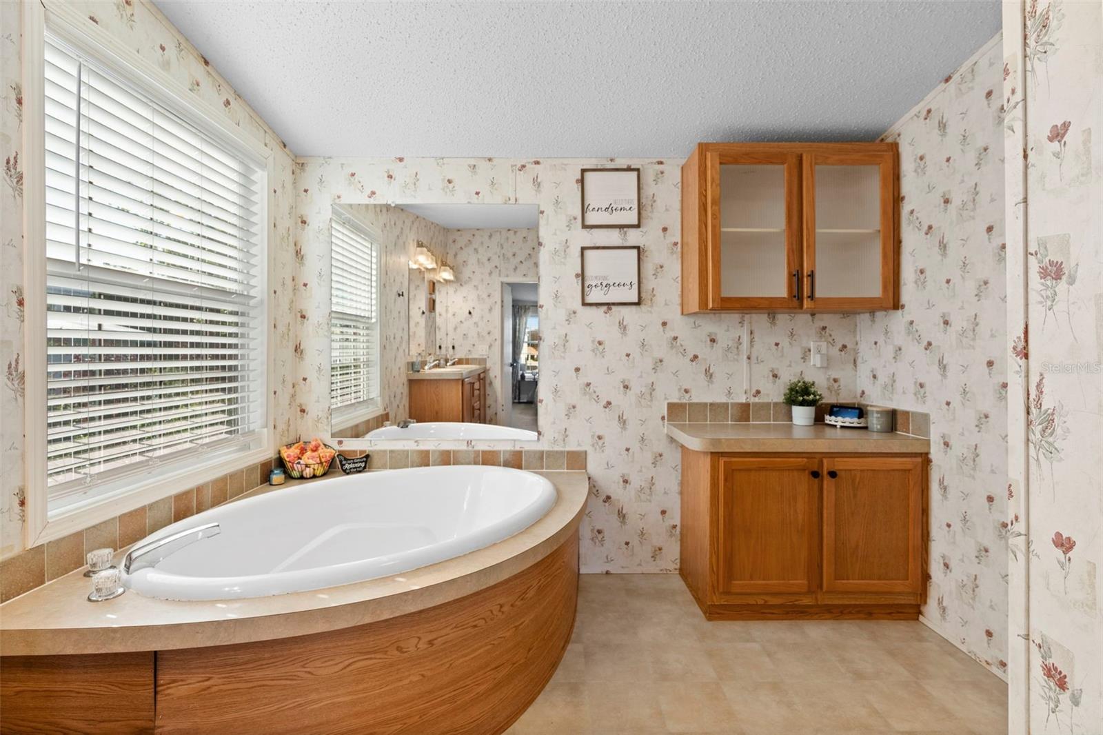 Listing Photo 14