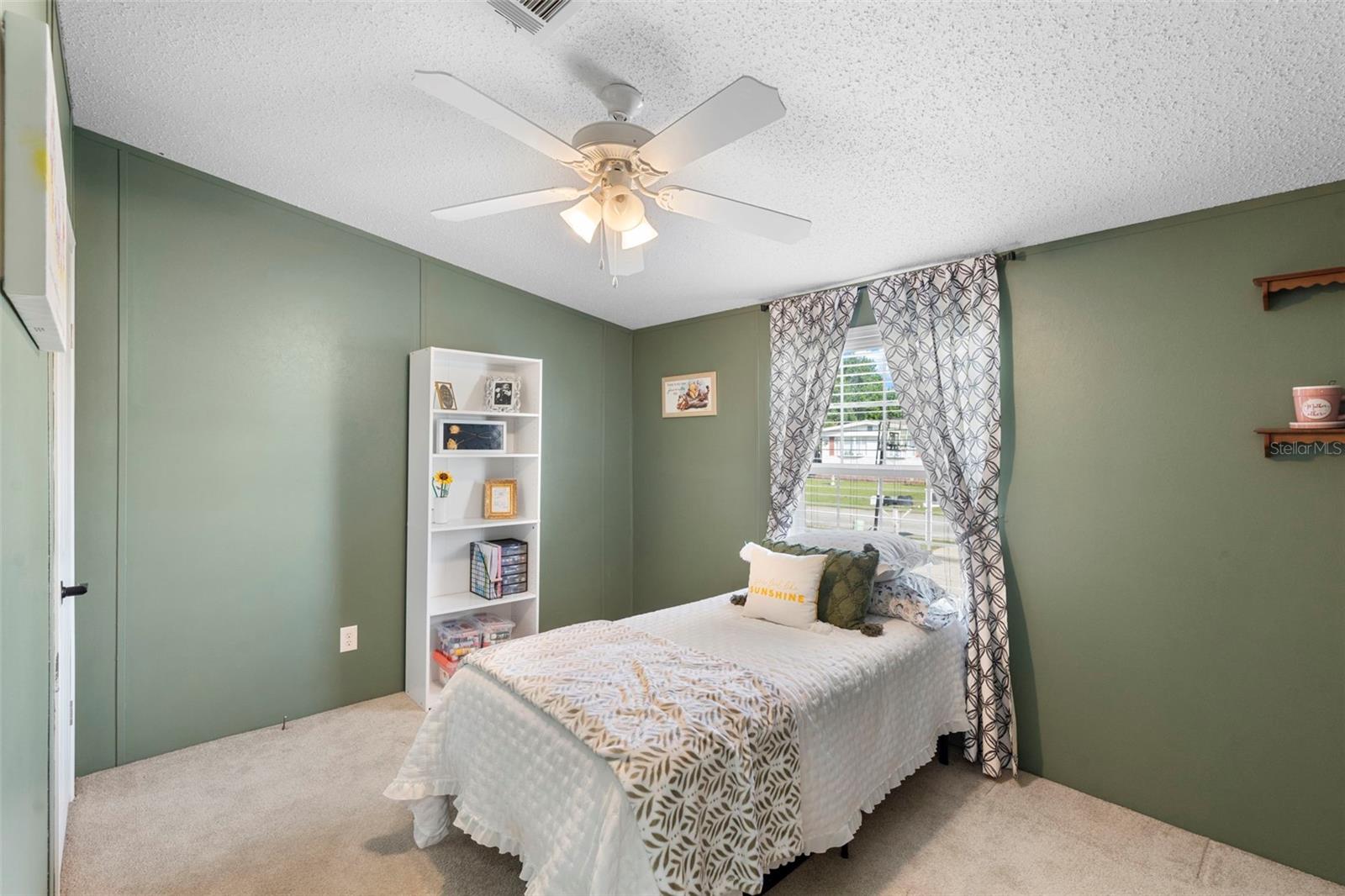Listing Photo 17