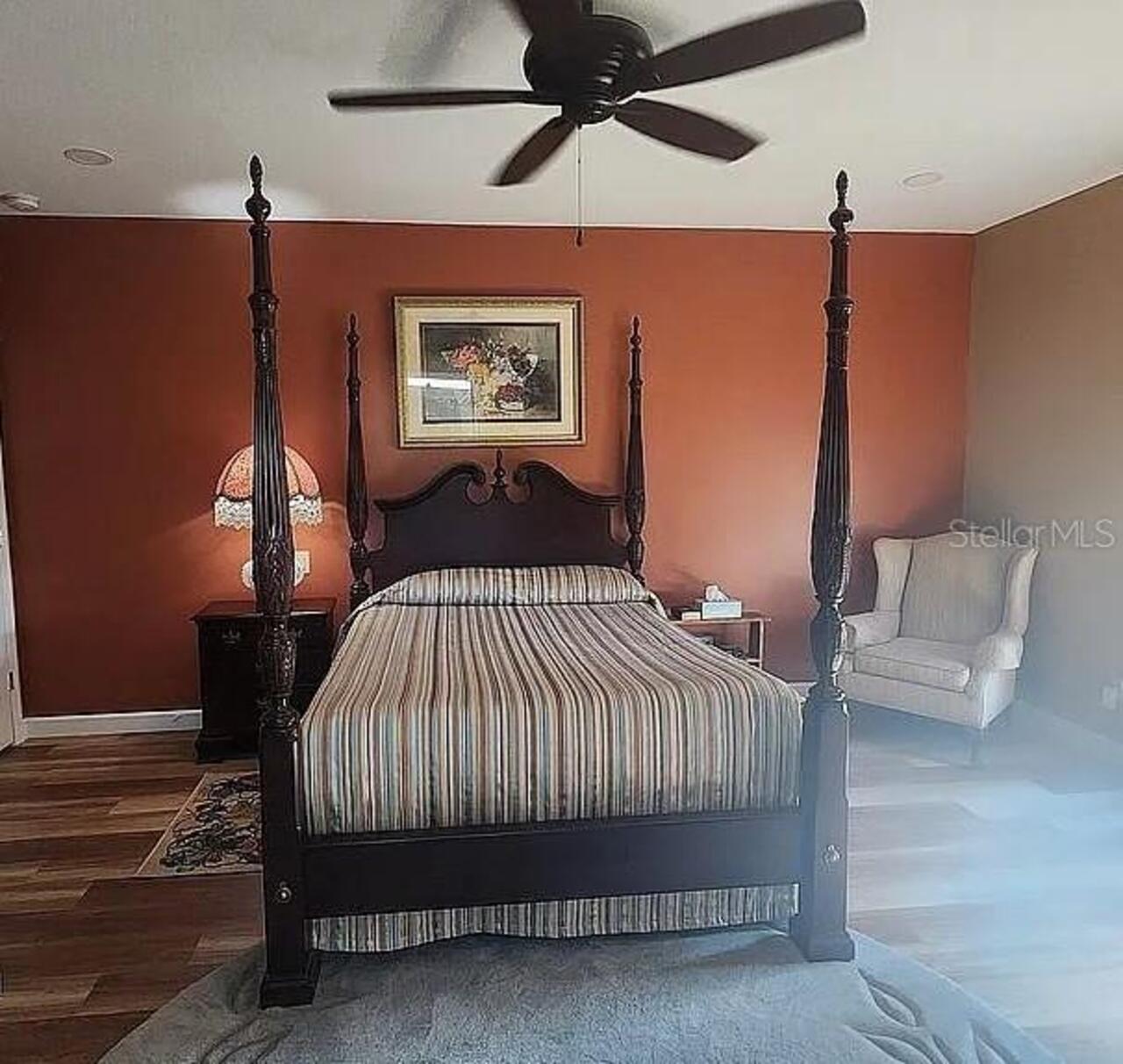 Listing Photo 7