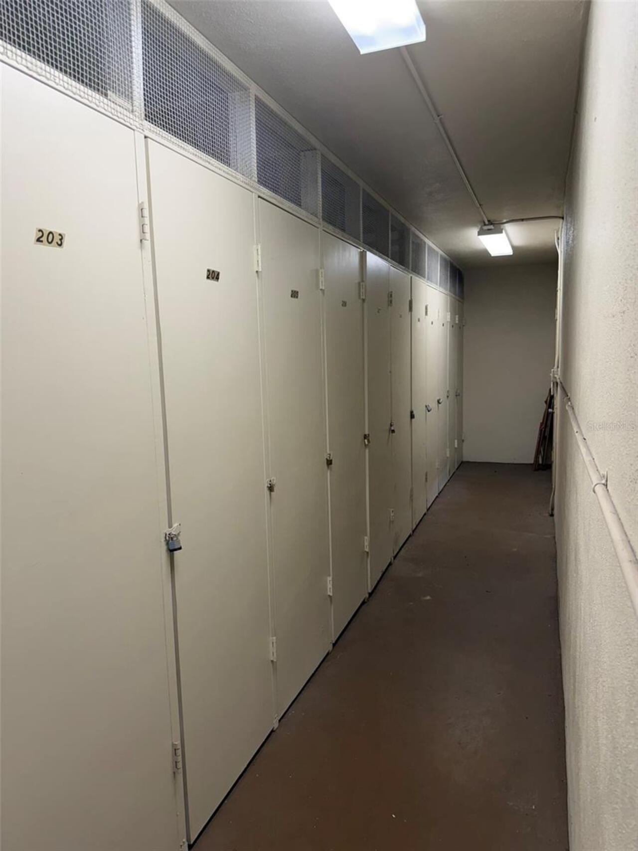 Listing Photo 16