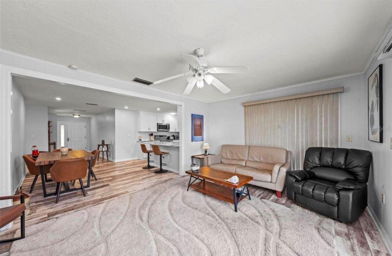Listing Photo 9