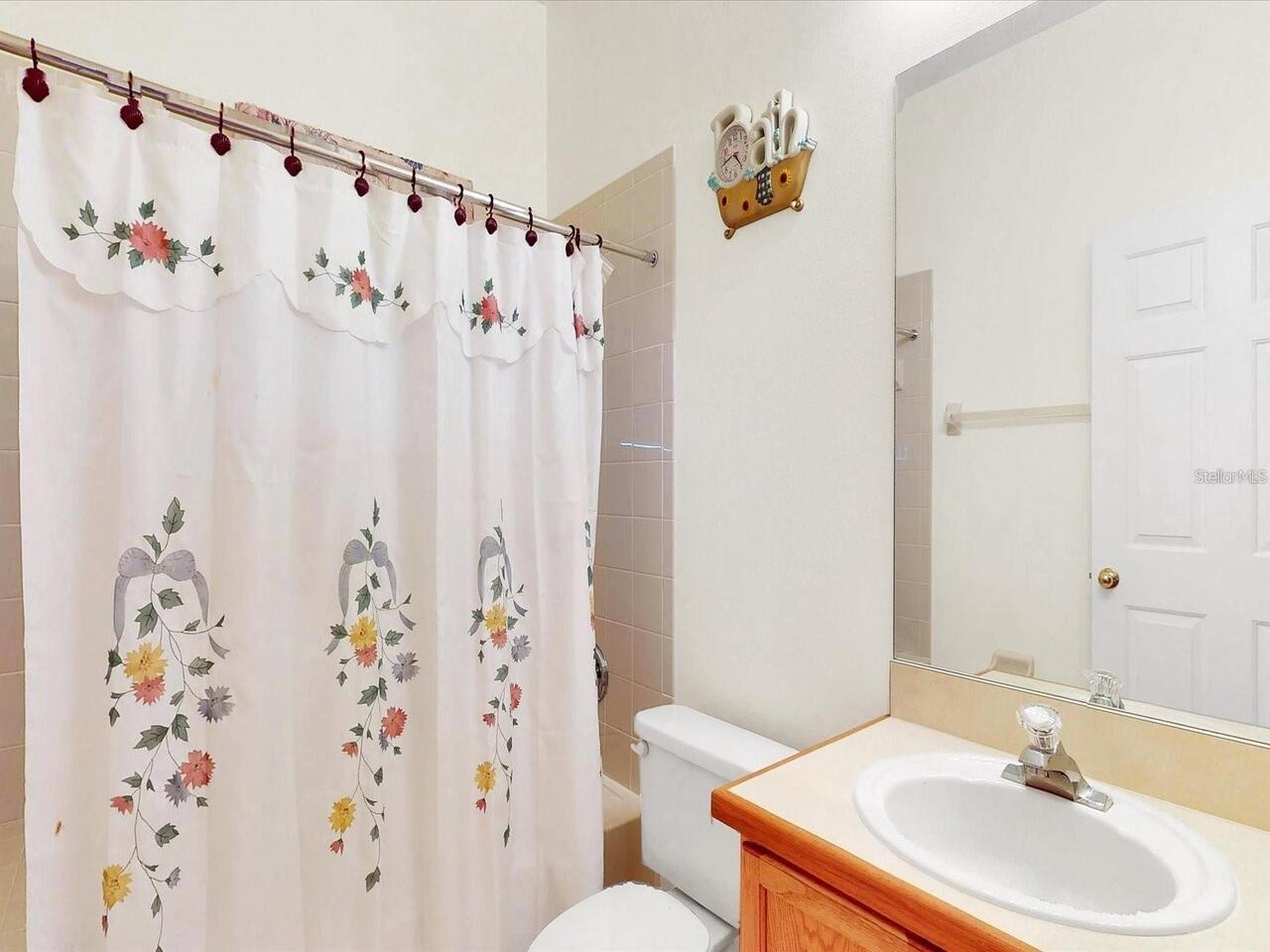 Listing Photo 12