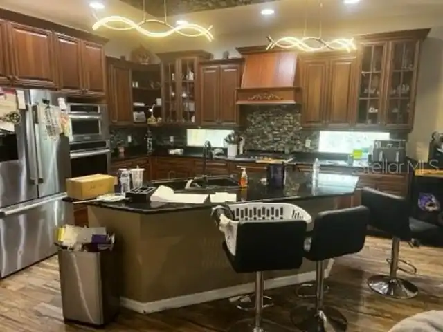 Listing Photo 5
