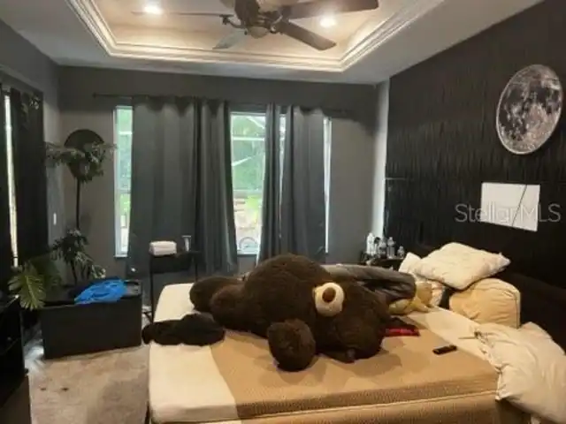 Listing Photo 10
