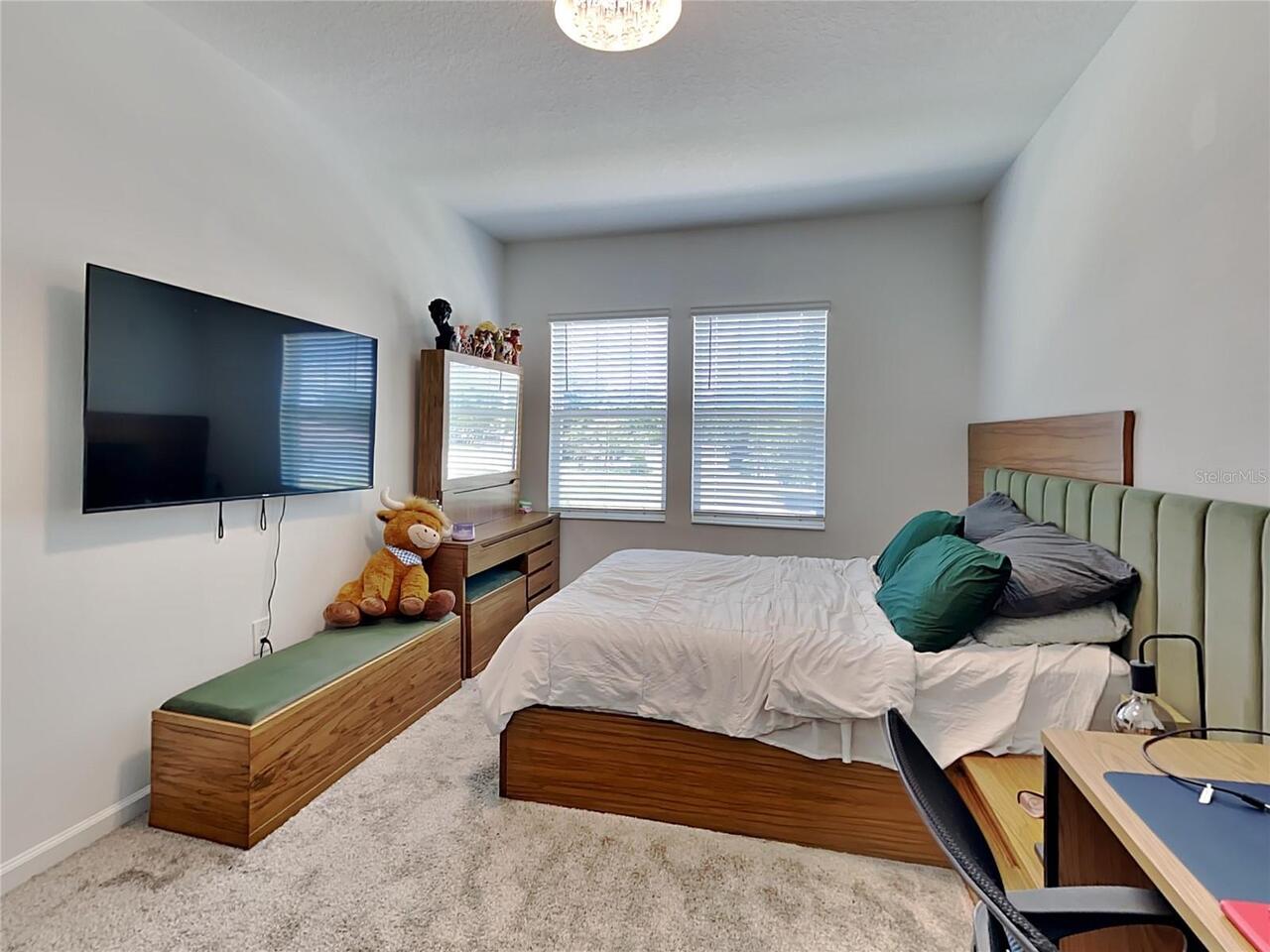 Listing Photo 16