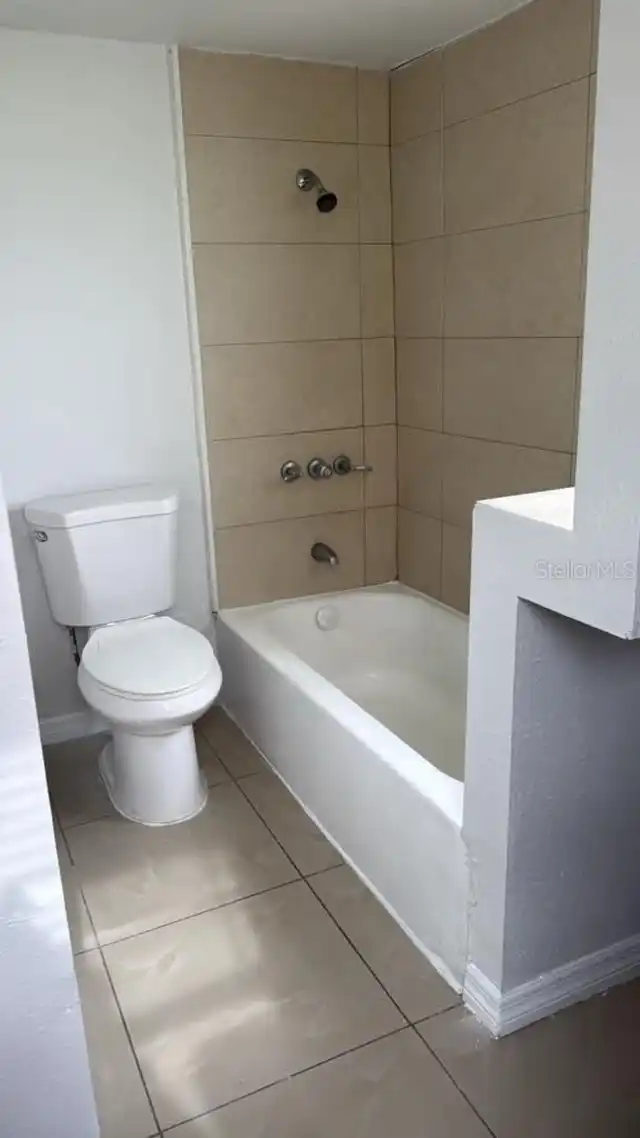 Listing Photo 8