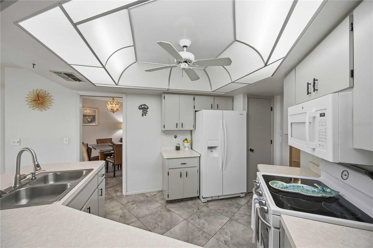 Listing Photo 18