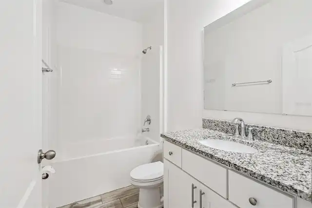 Listing Photo 19
