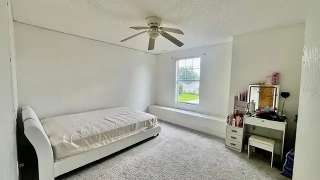 Listing Photo 20