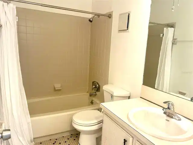 Listing Photo 15
