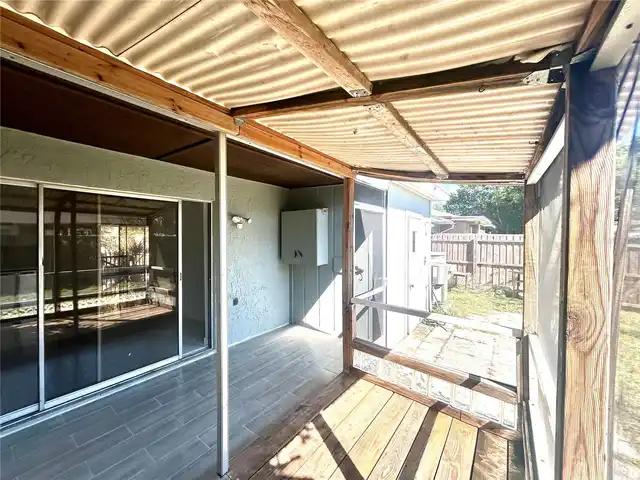 Listing Photo 16