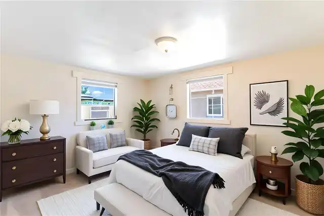 Listing Photo 10