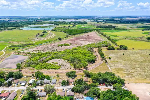 Listing Photo 18