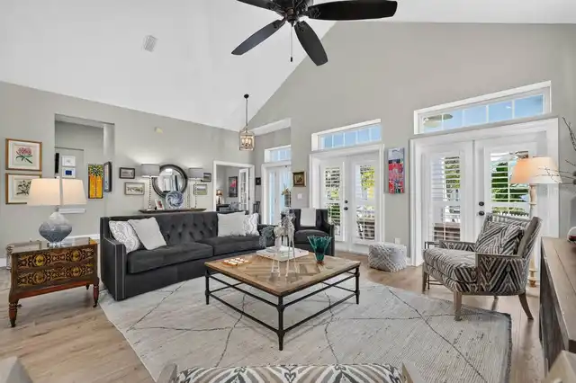 Listing Photo 16