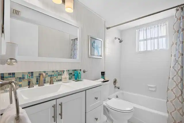 Listing Photo 25