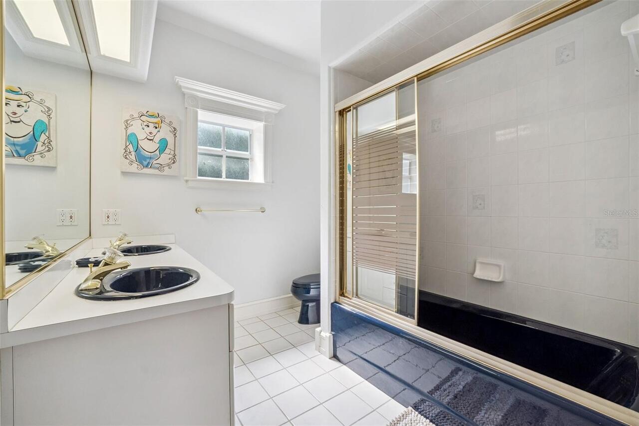 Listing Photo 23