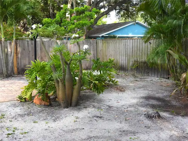 Listing Photo 20