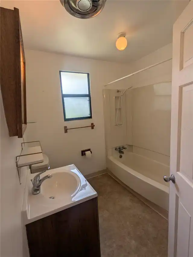 Listing Photo 20