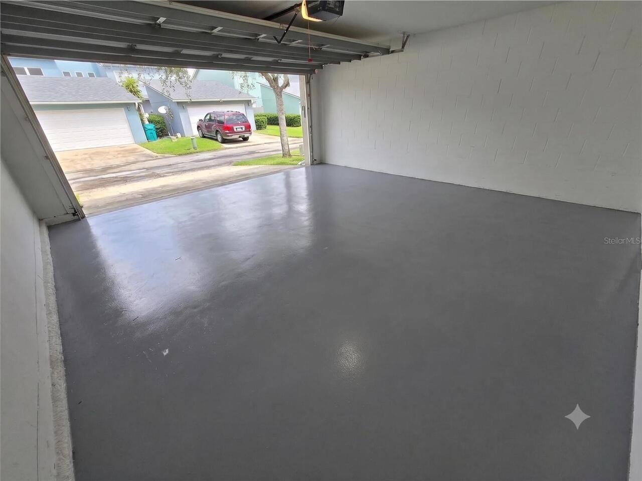 Listing Photo 11