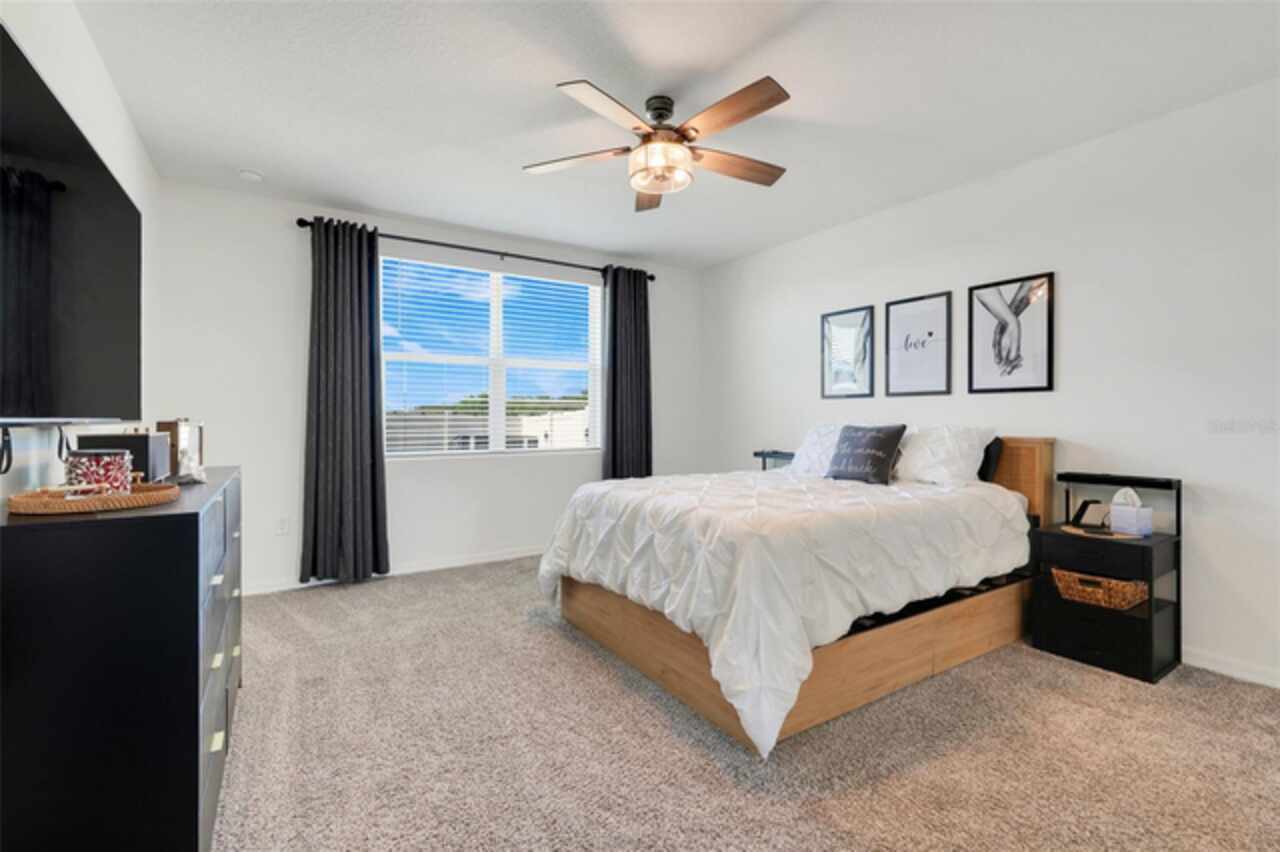 Listing Photo 17