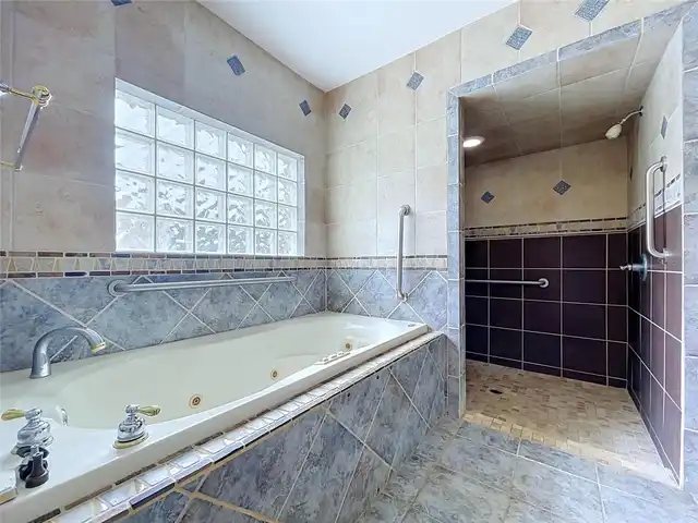 Listing Photo 35