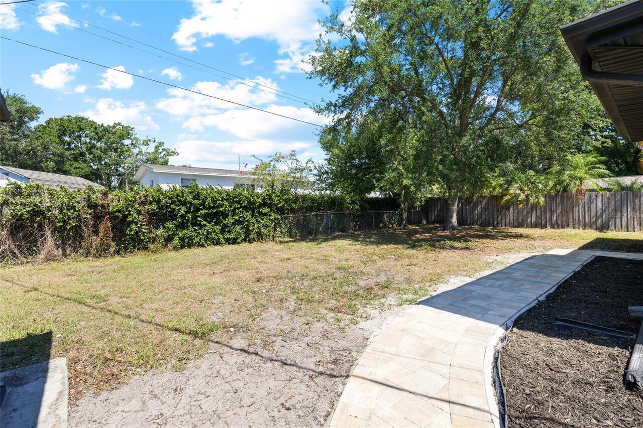Listing Photo 28