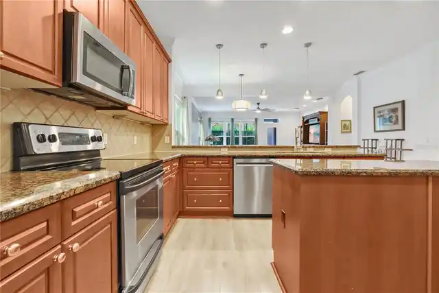 Listing Photo 19